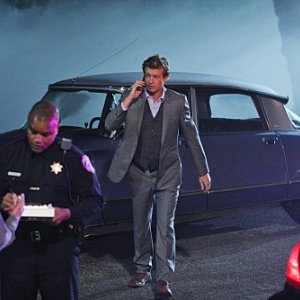 The Mentalist: Simon Baker nell'episodio His Red Right Hand