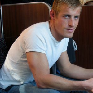 Una scena del film Fucking Different!