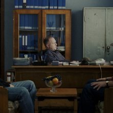 Una scena del film Police, adjective di Corneliu Porumboiu (Romania, 2009)