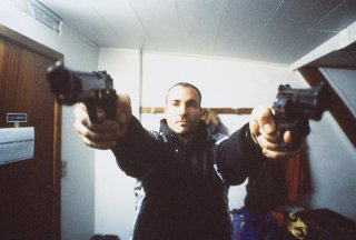 Una scena di PUSHER (Danimarca, 1996)