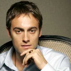 Stuart Townsend guerriero in Thor?