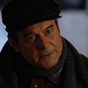 Un primo piano di Ennio Fantastichini in una scena del film La cosa giusta (2009)