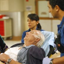 Trauma: Aimee Garcia e Cliff Curtis nell'episodio That Fragile Hour