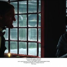 A Christmas Carol: Ebezener e Belle in una scena