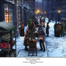 A Christmas Carol: una suggestiva strada di Londra immersa nella magia del Natale, così come si vede nel film di Zemeckis