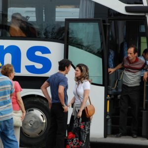 Doru Boguta, Monica Barladeanu e Gabriel Spahiu in una sequenza del film Francesca