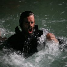 Una sequenza del dramma Triage (2009)