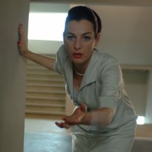 Ayelet Zurer in una sequenza di Adam Resurrected