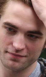 Un Primo Piano Di Robert Pattinson Sul Set Del Film Remember Me 139467