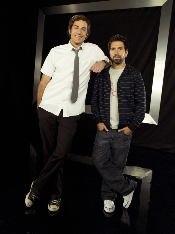 Zachary Levi E Joshua Gomez In Una Foto Promo Per La Season 2 Di Chuck 139431