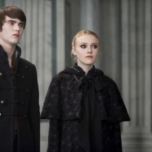 Alec Cameron Bright E Jane Dakota Fanning Del Clan Dei Volturi In Una Scena Del Film The Twilight Saga New Moon 139701