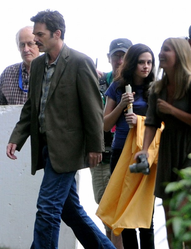 Billy Burke E Kristen Stewart Sul Set Del Film The Twilight Saga Eclipse Il 28 Agosto 2009 139762