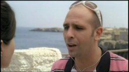 Cado dalle nubi - Clip 1