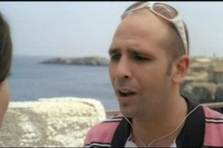 Cado dalle nubi - Clip 1