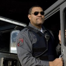 Laurence Fishburne in una scena di Armored