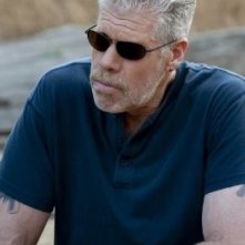 Sons of Anarchy: Ron Perlman nell'episodio Falx Cerebri