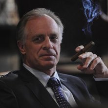 Dollhouse: la guest star Keith Carradine in una scena dell'episodio Meet Jane Doe