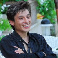 Fausto Paravidino interpreta Riccardo Schicchi, nel film tv Moana.