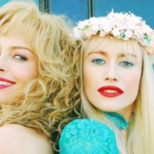 Violante Placido E Giorgia Wurth Interpretano Moana Pozzi E Cicciolina In Una Scena Di Moana 139996