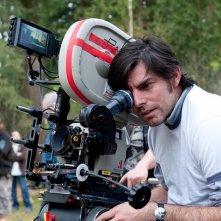 Il Regista Chris Weitz Durante Le Riprese Del Film New Moon 140130