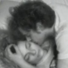 Grande Fratello 10: coccole sotto le lenzuola per Mattia Mor e Diletta Franceschetti