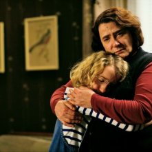 Josiane Balasko e Garance Le Guillermic in una scena del film Il riccio