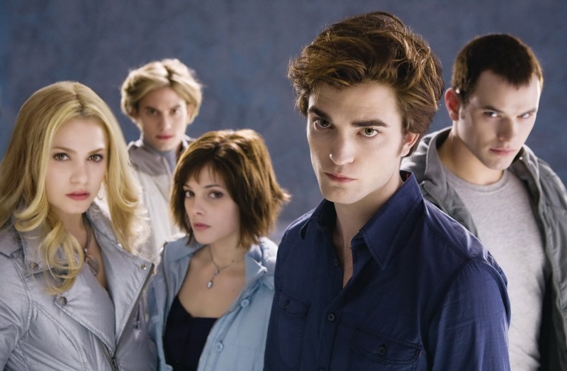 Una Foto Promozionale Della Famiglia Cullen Protagonista Del Film Twilight 80084