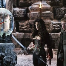 Kate Beckinsale e David Wenham in una scena del film Van Helsing