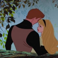 Una romantica scena del film La bella addormentata nel bosco ( 1959 )