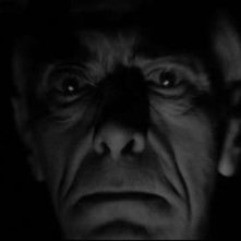 Fred Johnson in una scena del film La casa del terrore ( 1961 )