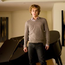Jasper (Jackson Rathbone) affamato, in una scena del film Twilight: New Moon