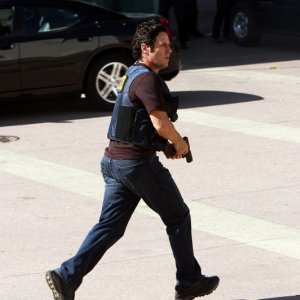 L'Agente Speciale Don Eppes (Rob Morrow) in una scena dell'episodio Con Job di Numb3rs