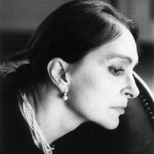 Un ritratto di Adriana Asti