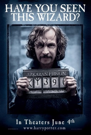 Un character poster del ricercato Sirius Black (Gary Oldman) per il film Harry Potter e il Prigioniero di Azkaban