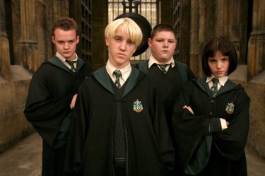 Gregory Goyle (Joshua Herdman), Draco Malfoy (Tom Felton), Vincent Tiger (Jamie Waylett) e Pansy Parkinson (Genevieve Gaunt) in Harry Potter e il prigioniero di Azkaban