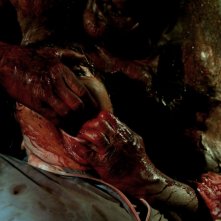 Joel Murray irriconoscibile in una scena dell'horror Hatchet