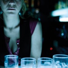 Isabella Ragonese in una suggestiva sequenza di Due vite per caso