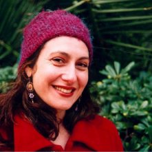 Karin Albou in una scena del film Il canto delle spose