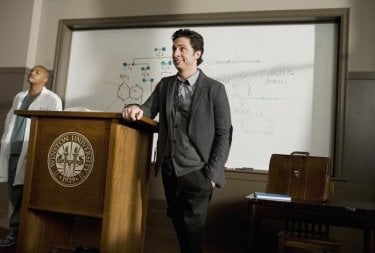 Scrubs: Zach Braff nell'episodio Our Mysteries