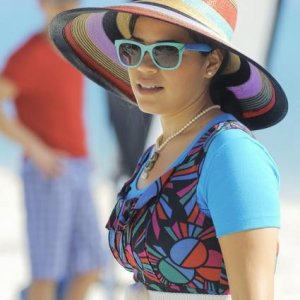 Ugly Betty: America Ferrera  nell'episodio The Bahamas Triangle