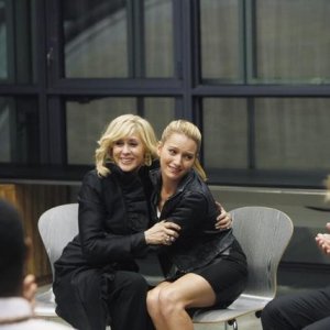 Ugly Betty: Judith Light e Becki Newton nell'episodio Level (7) with Me