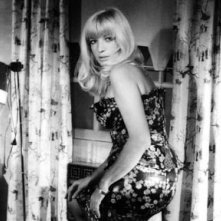 Una splendida Monica Vitti nel film L'altra metà del cielo (1977)