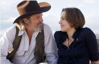 Jeff Bridges e Maggie Gyllenhaal nel film Crazy Heart