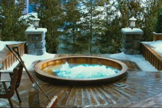 Hot Tub Time Machine - Trailer 2