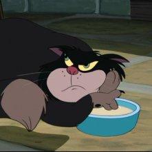 Il gatto Lucifero in una scena del film d'animazione Cenerentola