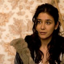 Dorka Gryllus in una scena del film Soul Kitchen