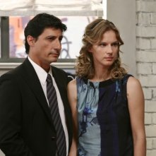 Emilio Solfrizzi Ed Antonia Liskova In Una Scena Di Tutti Pazzi Per Amore 2 142255