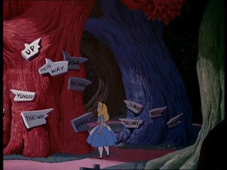 Alice in una divertente scena del film d\'animazione Alice nel paese delle meraviglie
