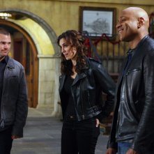 Il Trio Protagonista Chris O Donnell Daniela Ruah E Ll Cool J In Una Scena Dell Episodio Brimstone 142498