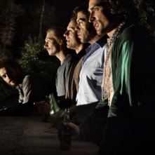Claudio Santamaria, Giorgio Pasotti, Stefano Accorsi, Pierfrancesco Favino e Marco Cocci in una scena del film Baciami ancora